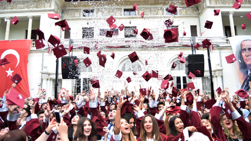 7. Mezuniyet Töreni Coşkuyla Gerçekleştirildi