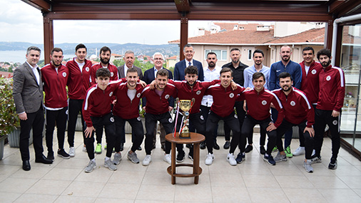 Futsal Takımı’na Anlamlı Teşekkür