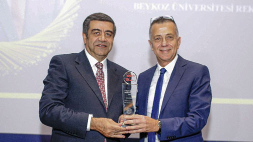 Yılın Rektörü Ödülü  Prof. Dr. Mehmet Durman’ın oldu!