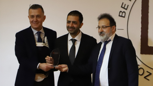 İşletme ve Yönetim Bilimleri Fakültesi Dekanlık Devir Teslim Töreni Gerçekleşti