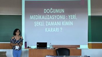 Dr. Öğr. Üyesi Seval Ünlü, 18. Ulusal Sosyal Bilimler Kongresinde Bildirisini Sundu