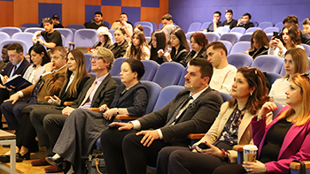 Beykoz Üniversitesinde Enerji Güvenliği ve Küresel Ticaret Rotaları Masaya Yatırıldı
